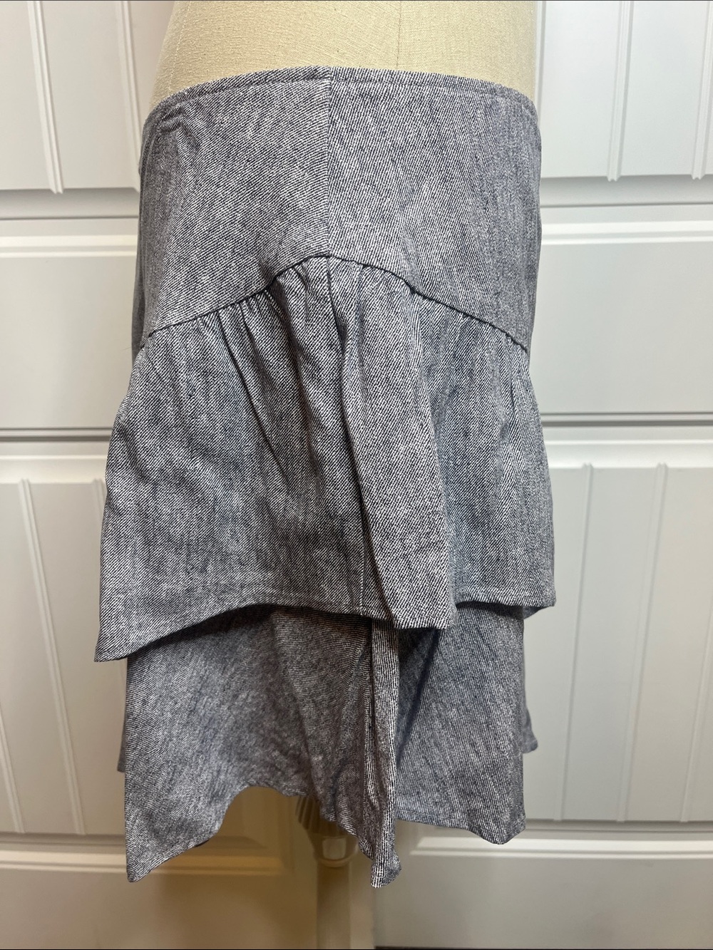 Layered Ruffle A-Line Skirt, Gray- BCBGeneration - Picture 4 of 9
